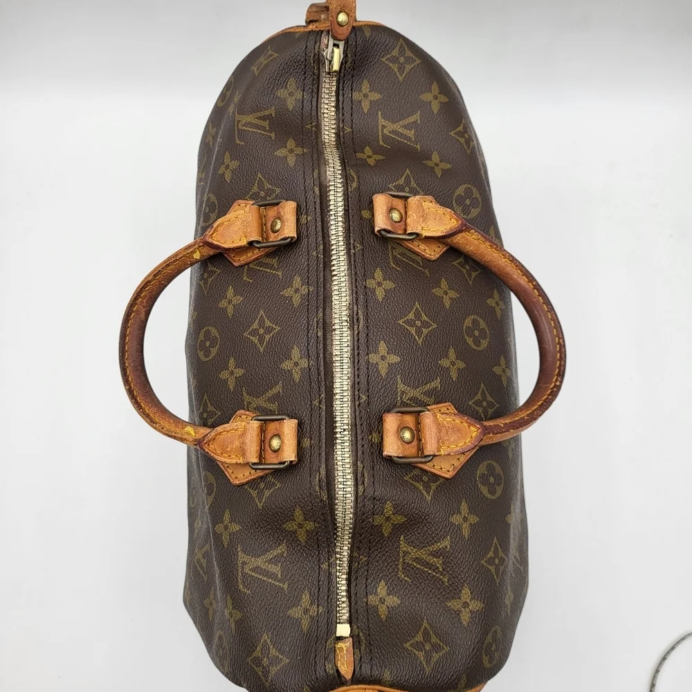 Louis Vuitton Speedy 35 Monogram,, Authentic!!!